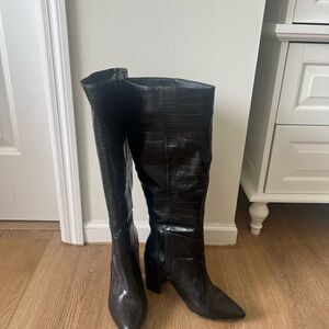Black Knee-High Women's Boots